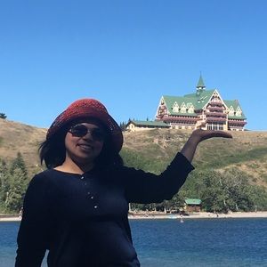 Meet your Posher, Joerlyn